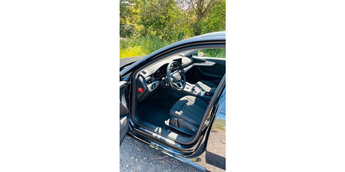 Audi A4 Avant 71.000 km 20.499 € Düsseldorf 40213
