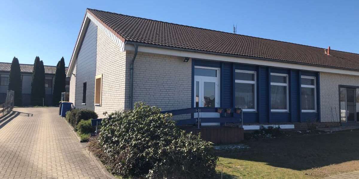 Einfamilienhaus Altmittweida - 4 Zimmer, 132 m&sup2;, 1.000&euro; | Angebot:25902854