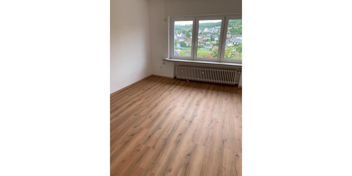 Einfamilienhaus Mudersbach - 3 Zimmer, 150 m&sup2;, 1.450&euro; | Angebot:26025467