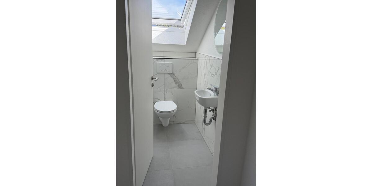 Dachgeschoßwohnung Calw - 3 Zimmer, 67 m&sup2;, 950&euro; | Angebot:26373749