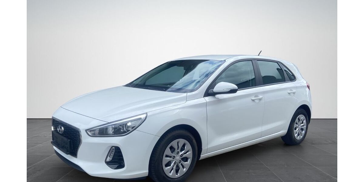 Hyundai i30 19.539 km 12.499 &euro; Hengersberg 94491