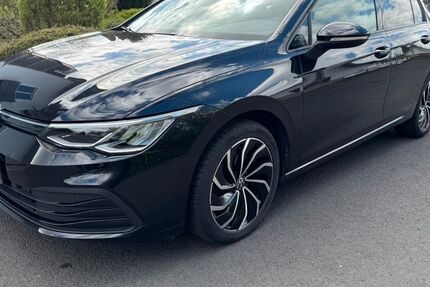 VW Golf 171.905 km 14.637 &euro; Schlüchtern 36381