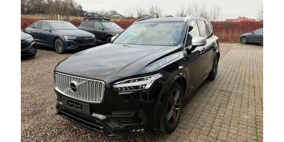 Volvo XC90 194.000 km 23.800 &euro; Flensburg 24941