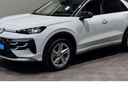 VW T-Roc 5.817 km 34.660 &euro; Doberlug-Kirchhain 03253