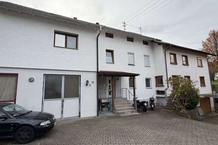 Haus zum Kaufen in Offenburg 950.000 € 726 m² 22 zimmer