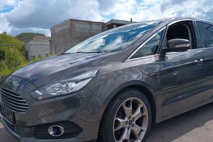 Ford S-Max 218.000 km 7.999 &euro; Lahr-Langenwinkel 77933
