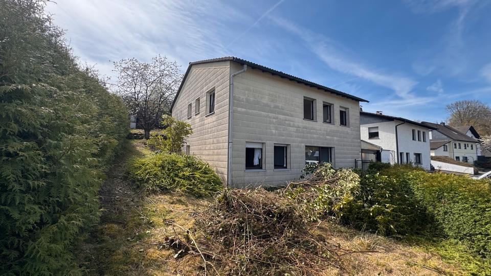 Einfamilienhaus Wiehl - 7 Zimmer, 143 m&sup2;, 225.000&euro; | Angebot:26226574