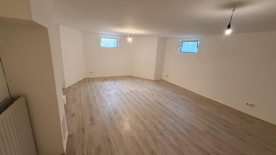 Etagenwohnung Rosengarten - 2.5 Zimmer, 80 m&sup2;, 960&euro; | Angebot:25459173
