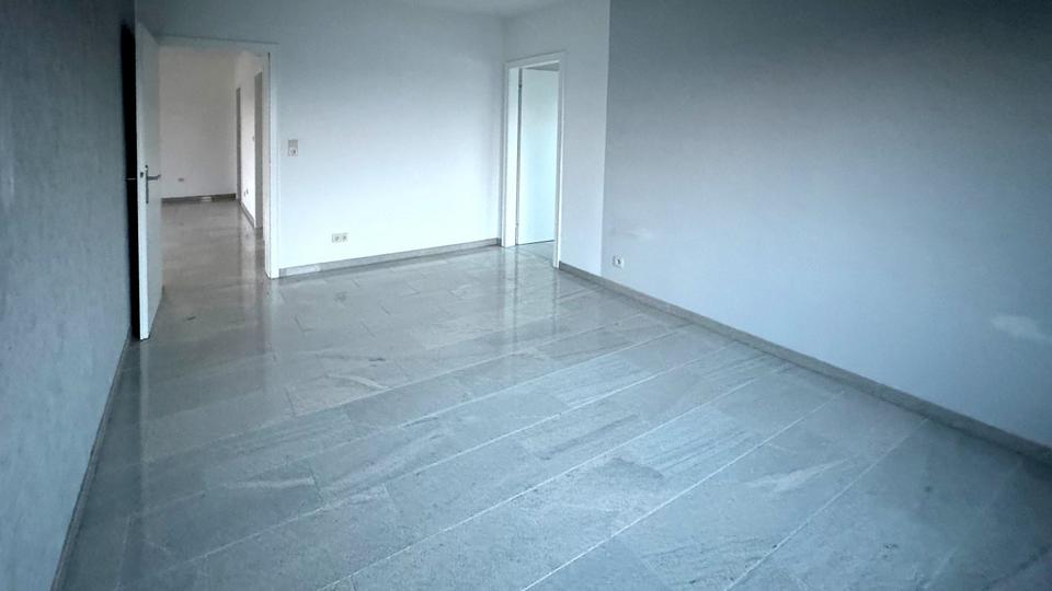 Dachgeschoßwohnung Warstein - 3 Zimmer, 100 m&sup2;, 695&euro; | Angebot:26664057