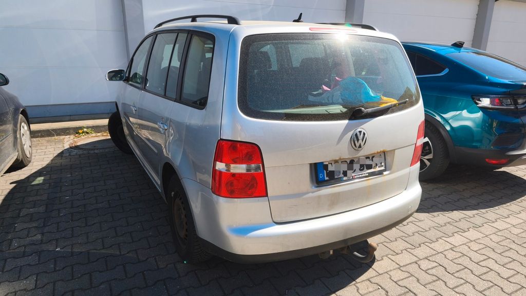 VW Touran 270.000 km 2.380 &euro; Dinkelsbühl 91550