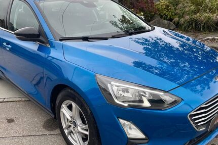 Ford Focus 148.438 km 12.999 € Reutlingen 72770