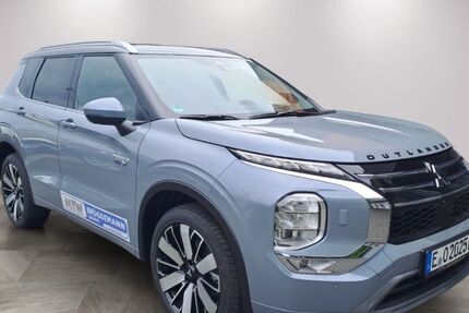 Mitsubishi Plug-in Hybrid Outlander 1.570 km 51.370 € Düsseldorf 40599