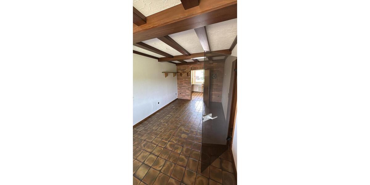 Einfamilienhaus Bad Berleburg - 6 Zimmer, 220 m&sup2;, 270.000&euro; | Angebot:26932006