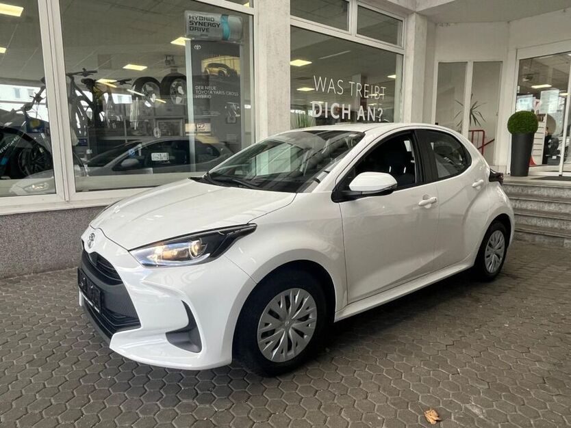 Yaris
