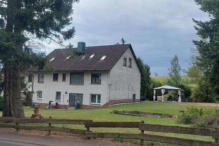 Haus Freiensteinau - 12 Zimmer, 240 m&sup2;, 265.000&euro; | Angebot:26687871