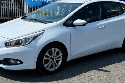 Kia ceed / Ceed 125.000 km 7.990 &euro; Ahaus 48683