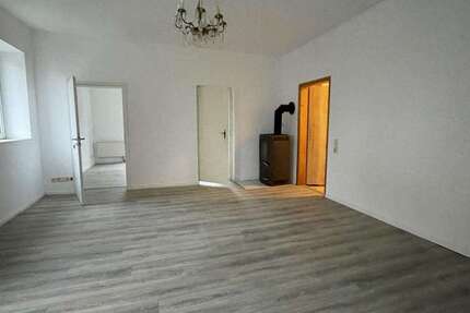 Haus Schlagsdorf - 15 Zimmer, 504 m&sup2;, 4.500&euro; | Angebot:27185212