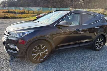 Hyundai SANTA FE 198.000 km 13.900 &euro; Bildstock 66299
