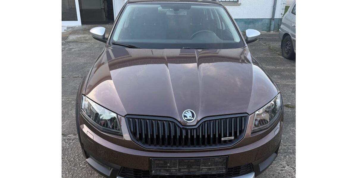 Skoda Octavia 135.401 km 10.999 &euro; Glauchau 08371