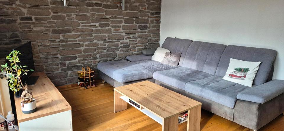 Dachgeschoßwohnung Bad Münder am Deister - 2 Zimmer, 83 m&sup2;, 900&euro; | Angebot:26295406