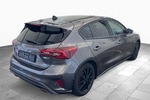 Ford Focus ST Line Vignale HYBR1.HD PANO/AHK/B&O/VOLL 88.246 km 19.990 &euro; Hatten 26209