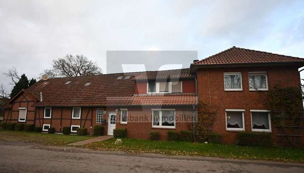 Haus zum Kaufen in Langlingen Wiedenrode 139.000 € 213 m²