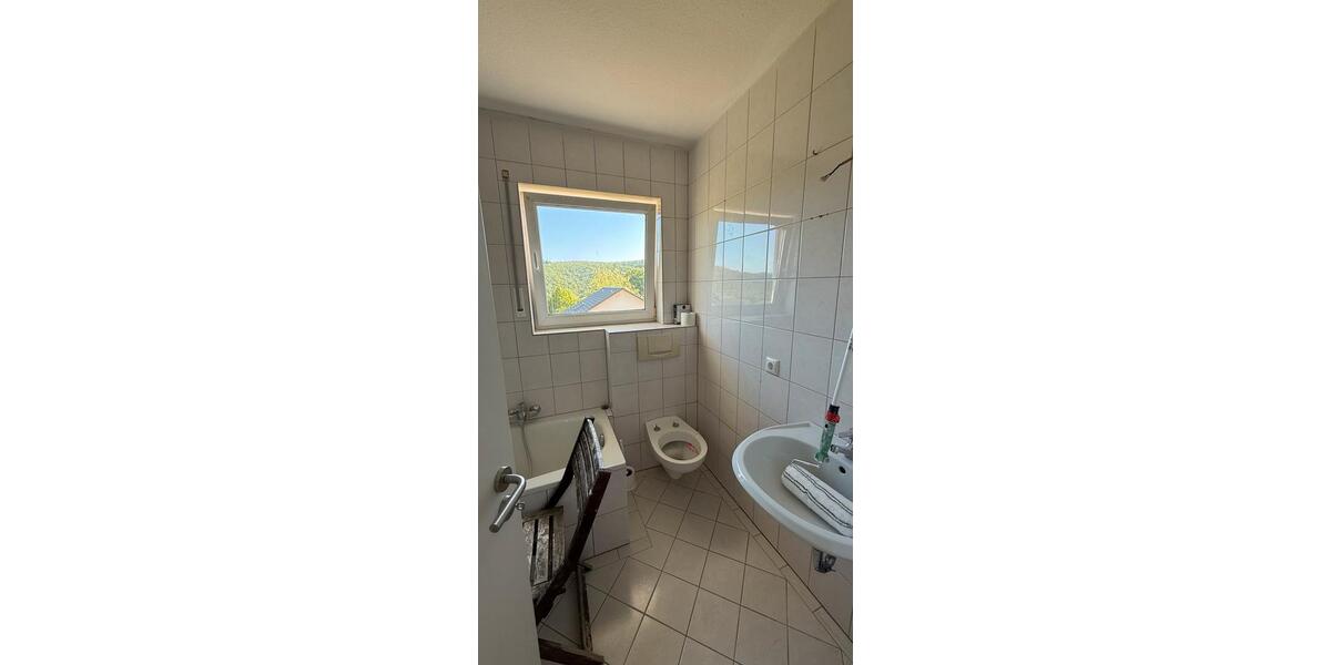 Etagenwohnung Burbach - 3 Zimmer, 70 m&sup2;, 150.000&euro; | Angebot:27096087
