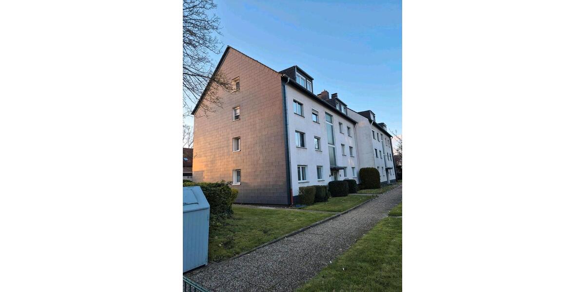 Dachgeschoßwohnung Recklinghausen Grullbad - 3 Zimmer, 75 m&sup2;, 155.000&euro; | Angebot:26019425