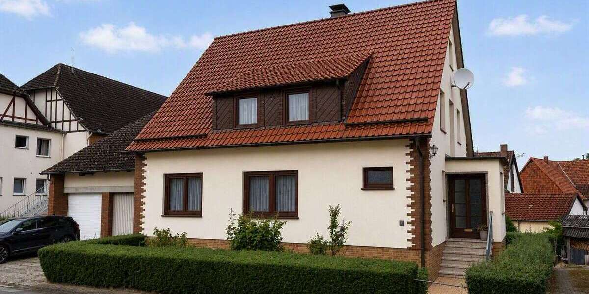 Einfamilienhaus Breuna - 7 Zimmer, 171 m&sup2;, 149.000&euro; | Angebot:27354173