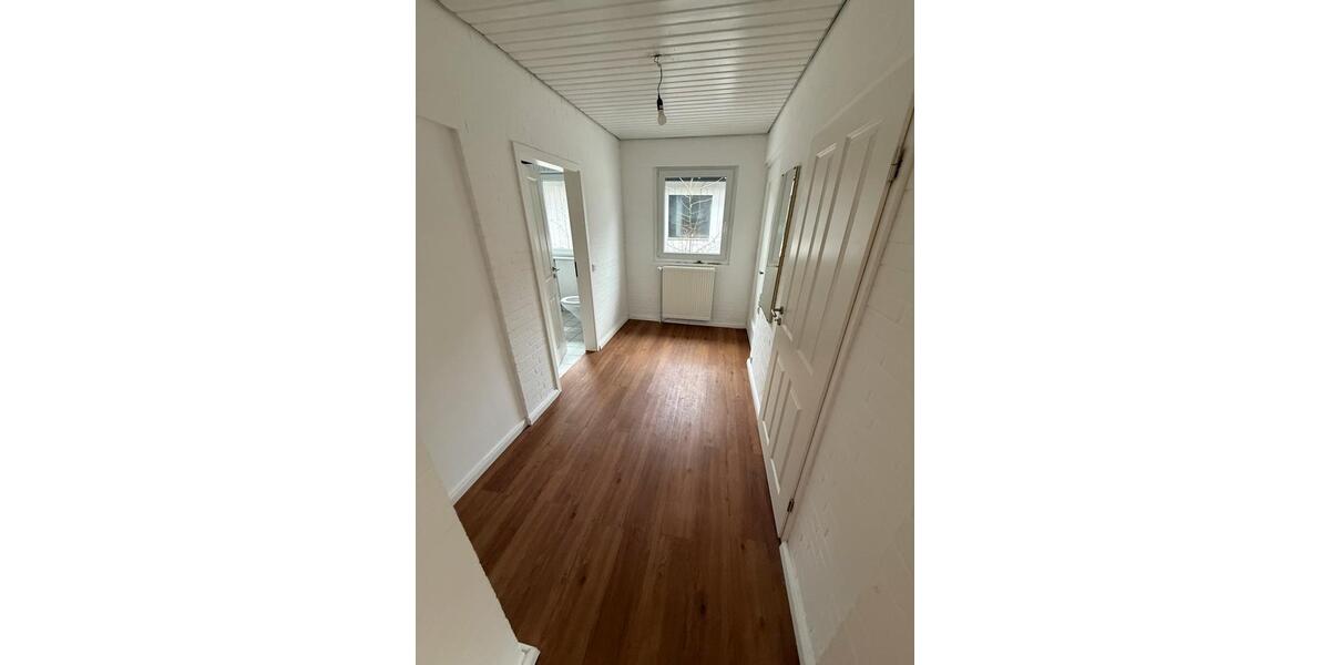 Einfamilienhaus Schneverdingen - 4 Zimmer, 132 m&sup2;, 1.600&euro; | Angebot:24745988