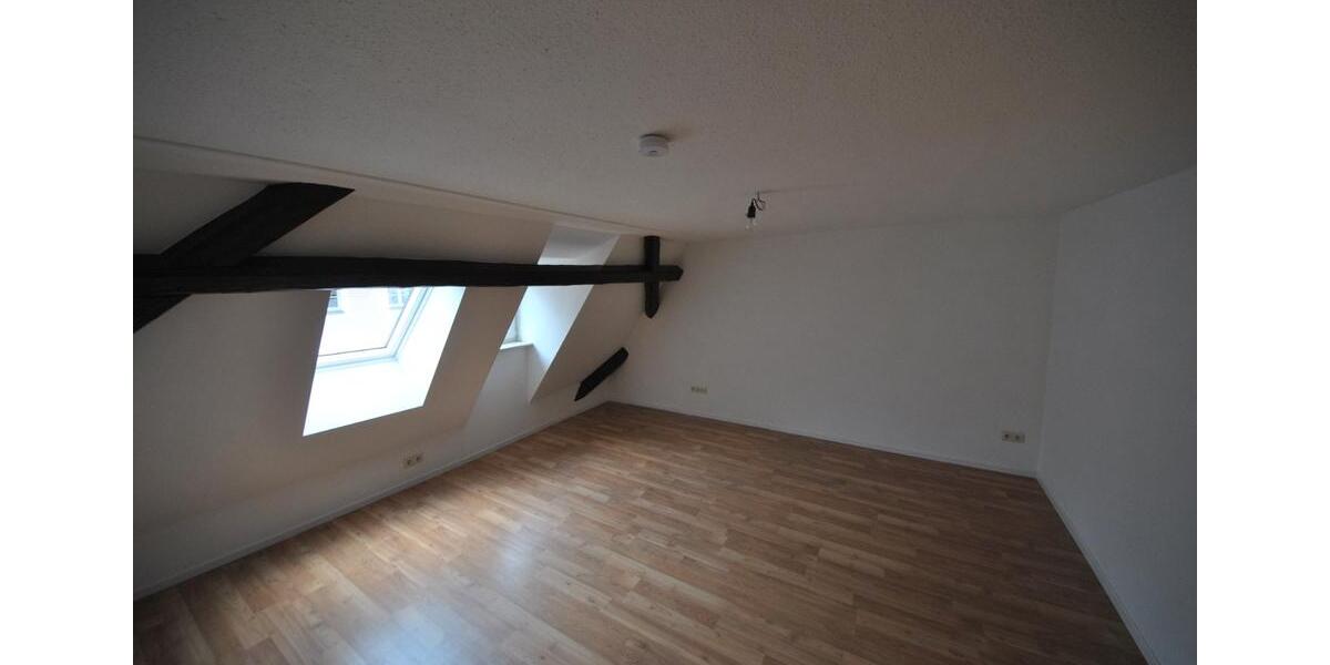Dachgeschoßwohnung Bischofswerda - 2 Zimmer, 60 m&sup2;, 410&euro; | Angebot:26394896