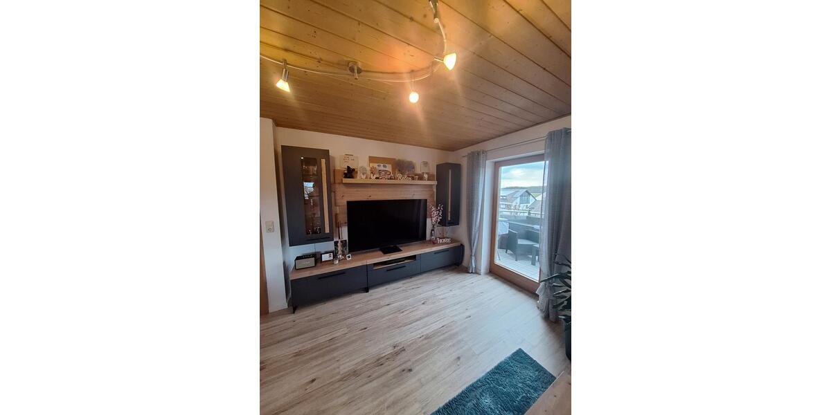 Etagenwohnung Schwandorf - 3 Zimmer, 66 m&sup2;, 670&euro; | Angebot:26396933