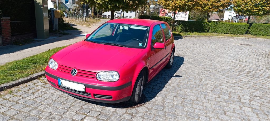 VW Golf 67.150 km 2.600 &euro; Oststeinbek 22113