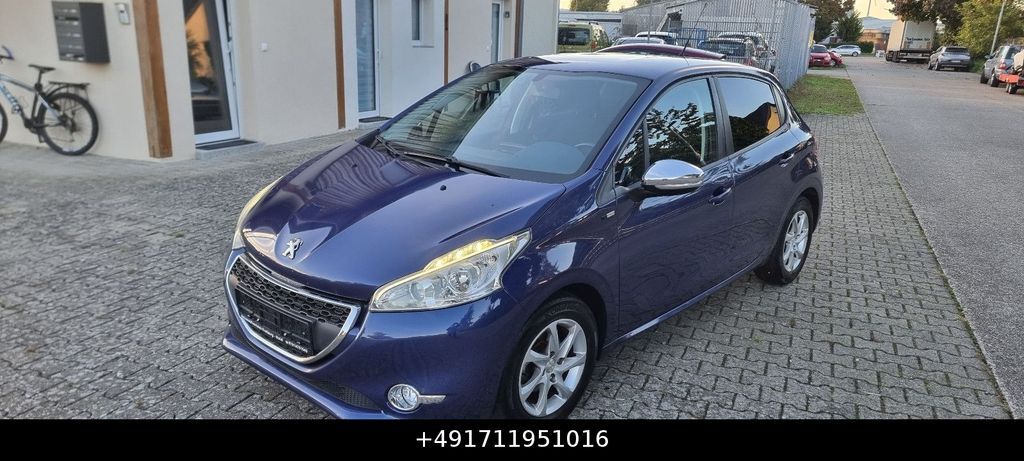 Peugeot 208 214.555 km 2.990 € Herbolzheim 79336