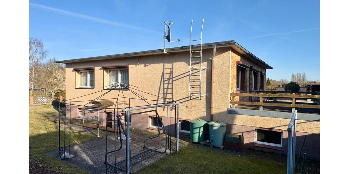 HORN IMMOBILIEN ++ ein großes Haus mit großem Grundstück und voll unterkellert in Strasburg (Uckerm) - Einfamilienhaus Strasburg | Angebot:26132707