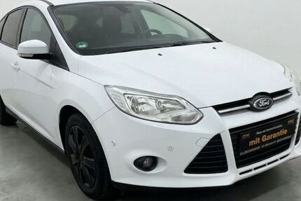 Ford Focus 124.921 km 5.999 &euro; Bad Lauchstädt 06246