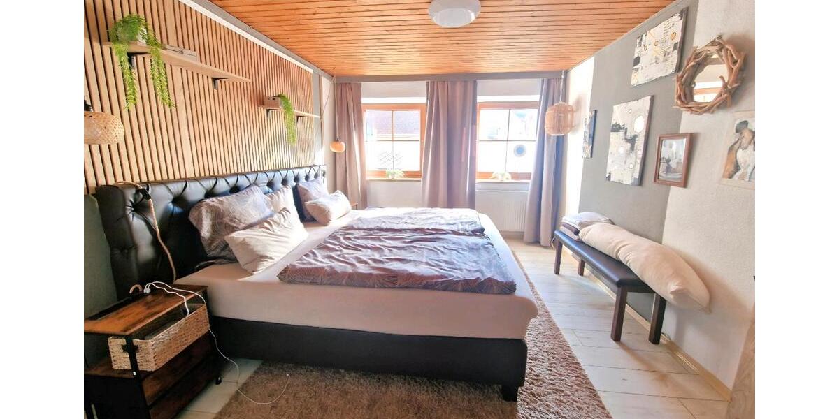 Einfamilienhaus Beilngries - 11 Zimmer, 230 m&sup2;, 645.000&euro; | Angebot:26458424