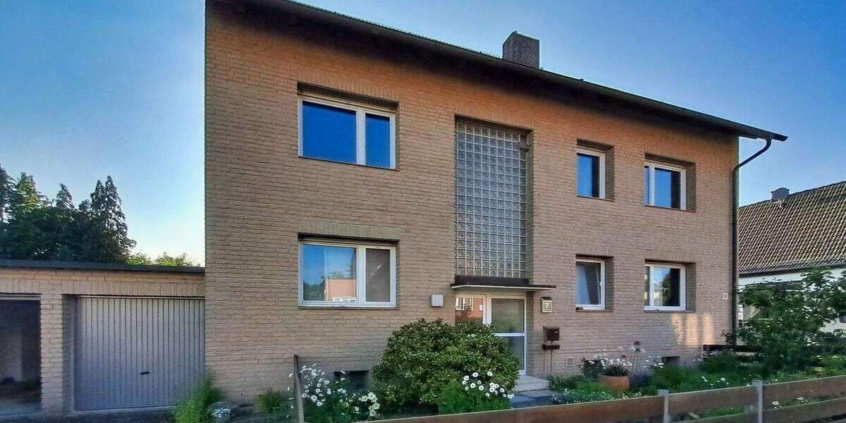 Sehr schöne 4-5-Zimmerwohnung mit großem Balkon in Kassel-Harleshausen 4 zimmer