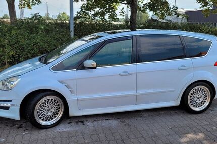 Ford S-Max 202.000 km 8.990 &euro; Leipzig 04315