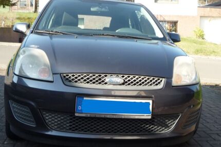 Ford Fiesta 120.700 km 1.700 &euro; Uersfeld 56767
