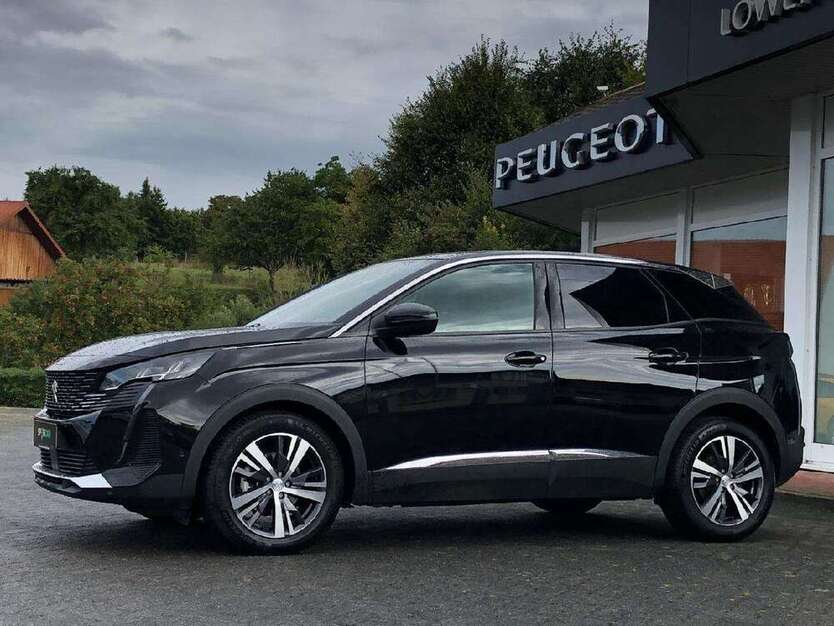 3008