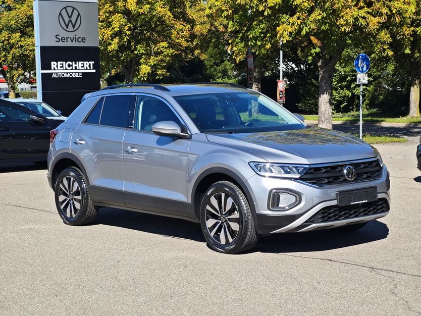 VW T-Roc 8.300 km 26.690 € Dettingen/Erms 72581