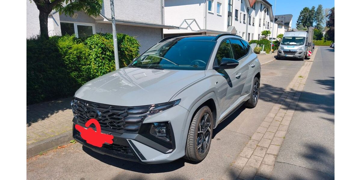 Hyundai TUCSON 8.800 km 38.750 &euro; Obertshausen 63179