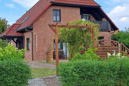 Haus zum Kaufen in Soltau 435.000 € 162 m² 5 zimmer