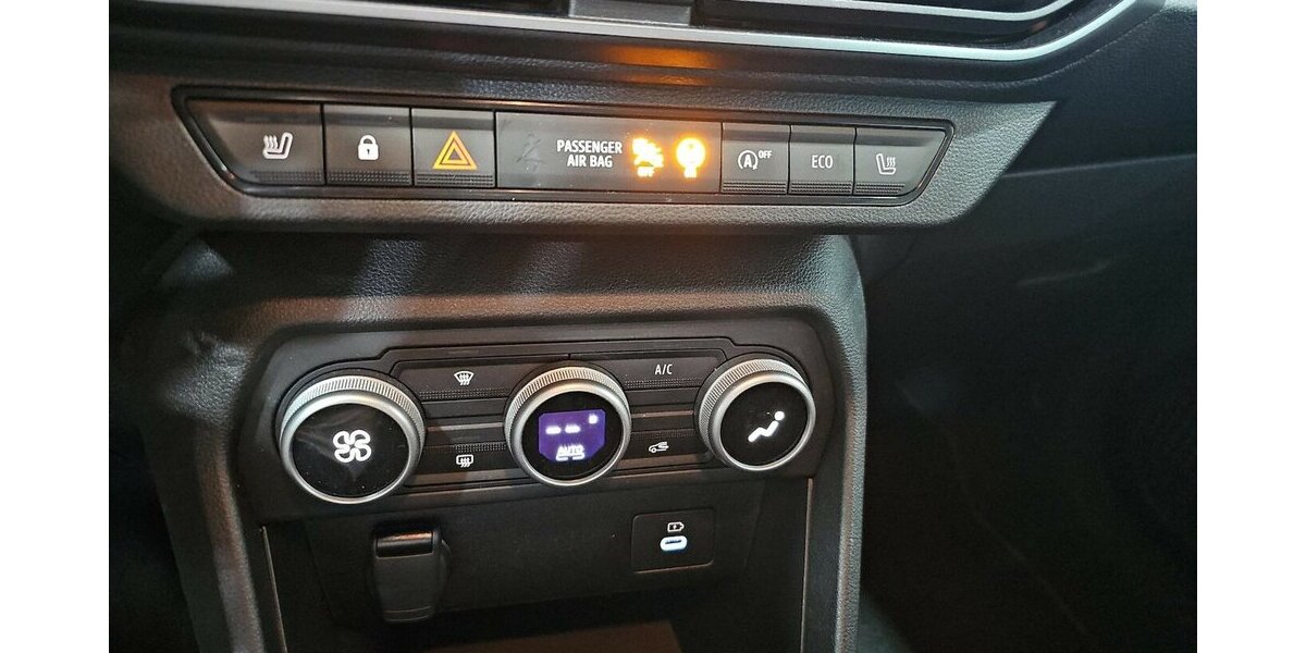 Dacia Sandero III Expression Navi, Kamera, Sitzheizung 2.572 km 17.645 &euro; Schwalbach/Taunus 65824