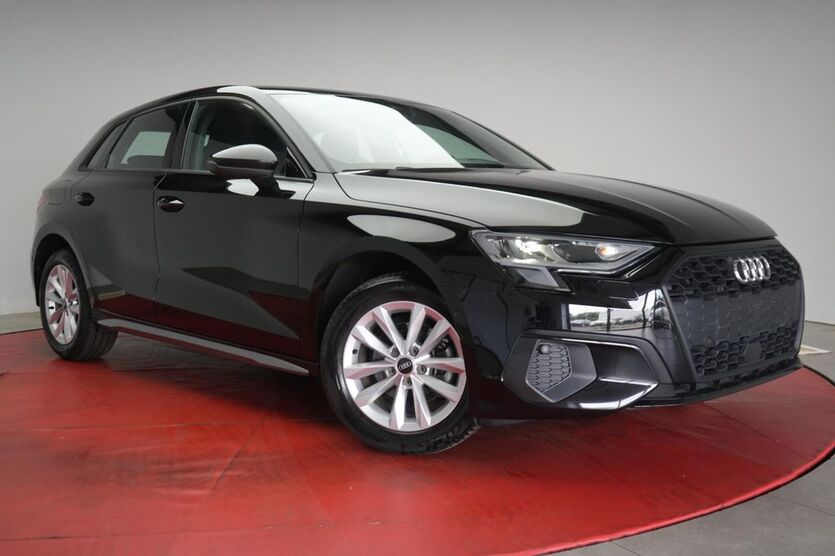 Audi A3 27.000 km 22.490 € Braunschweig 38110