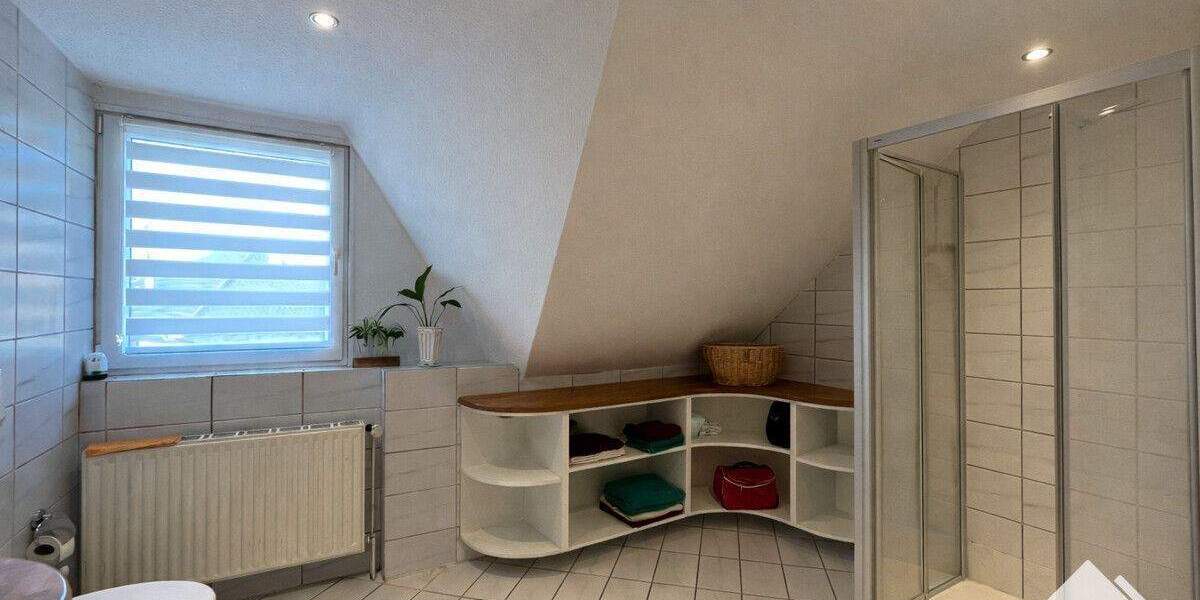 Mehrfamilienhaus, Wohnhaus Lähden / Holte Holte-Lastrup - 7 Zimmer, 220 m&sup2;, 259.000&euro; | Angebot:25836642