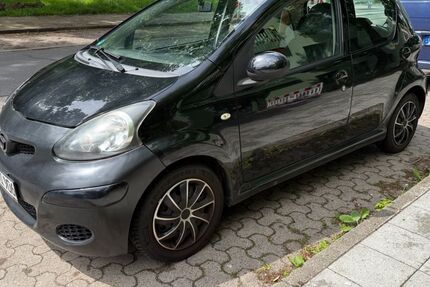 Toyota Aygo (X) 123.800 km 1.999 &euro; Karlsruhe 76187