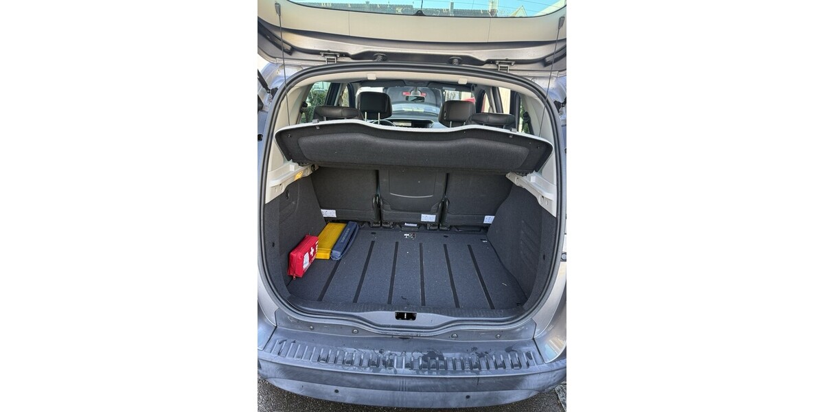 Renault Scenic 87.358 km 7.200 &euro; Langenargen 88085