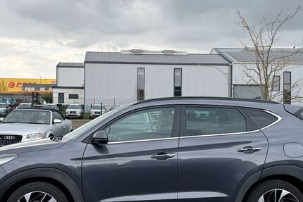 Hyundai TUCSON 162.000 km 15.300 &euro; Düren 52351